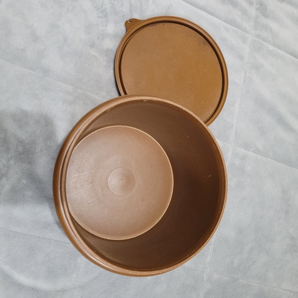 Vintage Tupperware Tea Canister - Picture 5 of 7